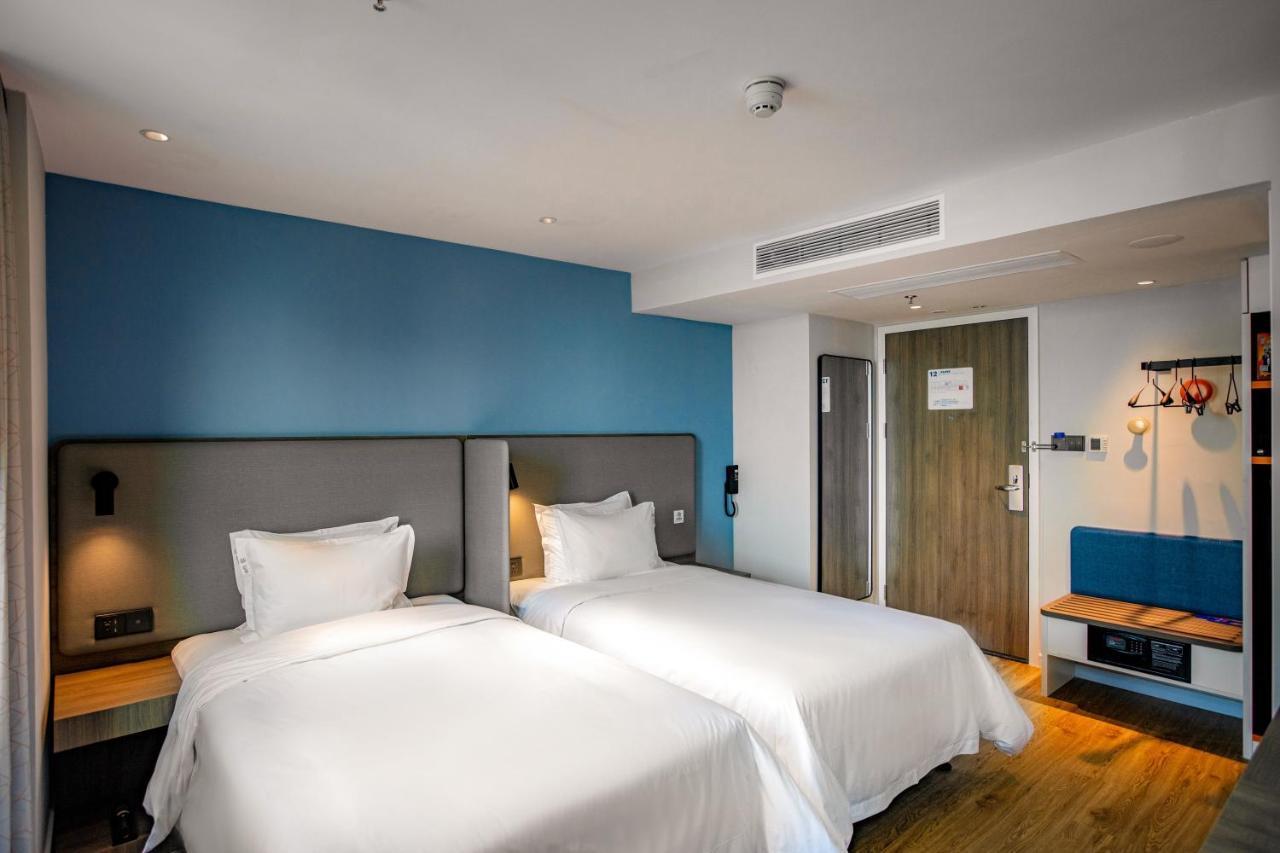 Holiday Inn Express Shantou City Center By Ihg Экстерьер фото