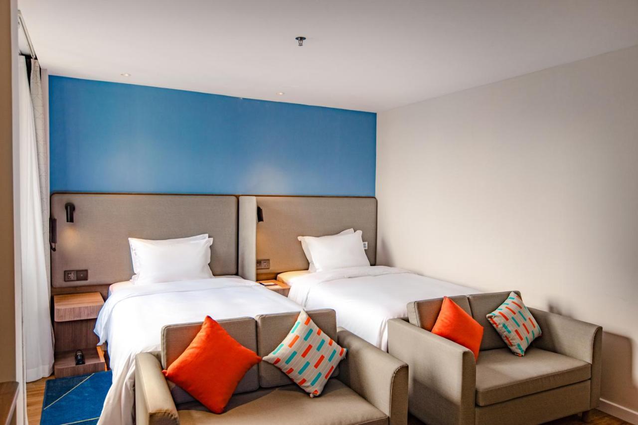 Holiday Inn Express Shantou City Center By Ihg Экстерьер фото