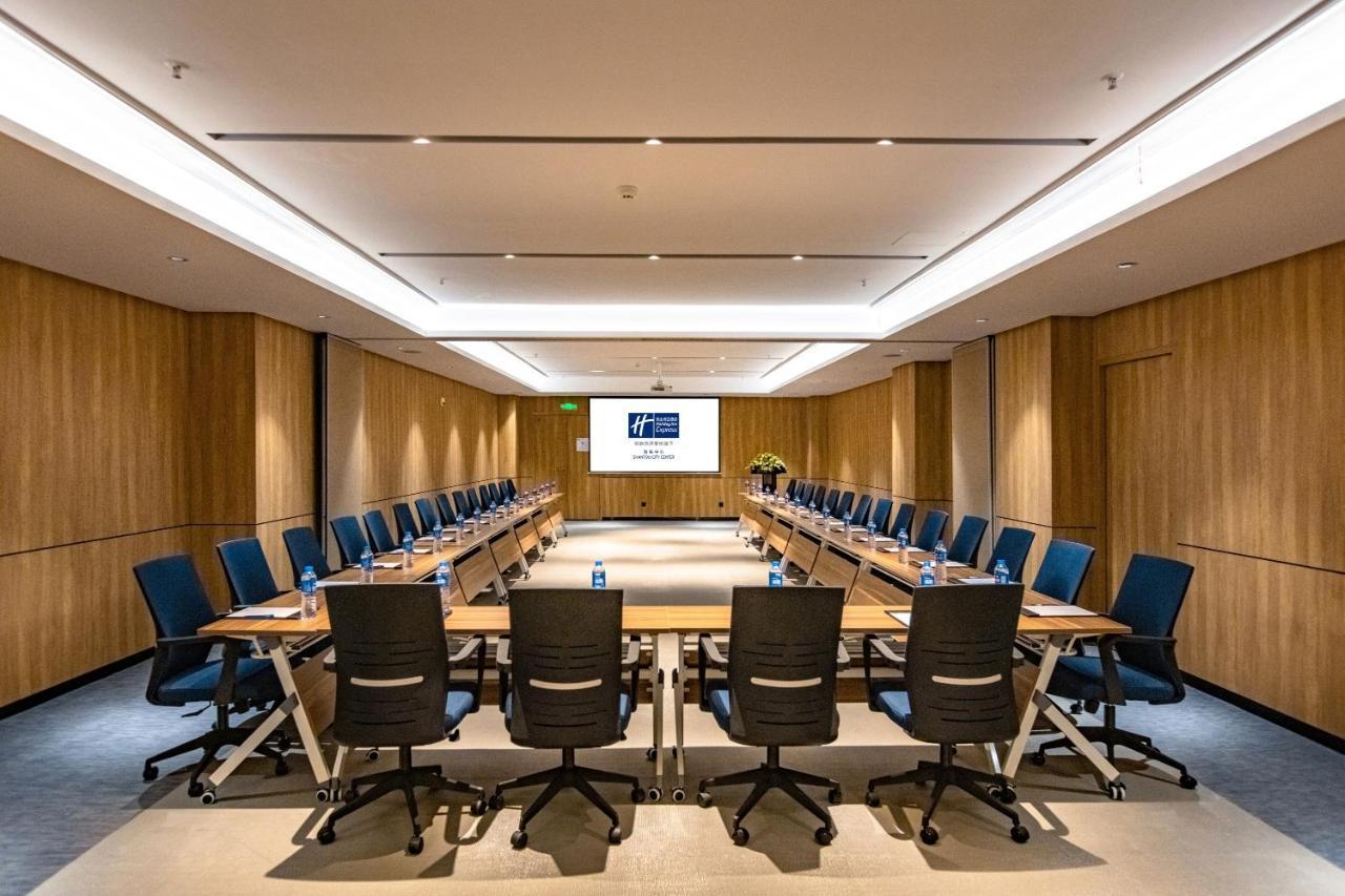 Holiday Inn Express Shantou City Center By Ihg Экстерьер фото