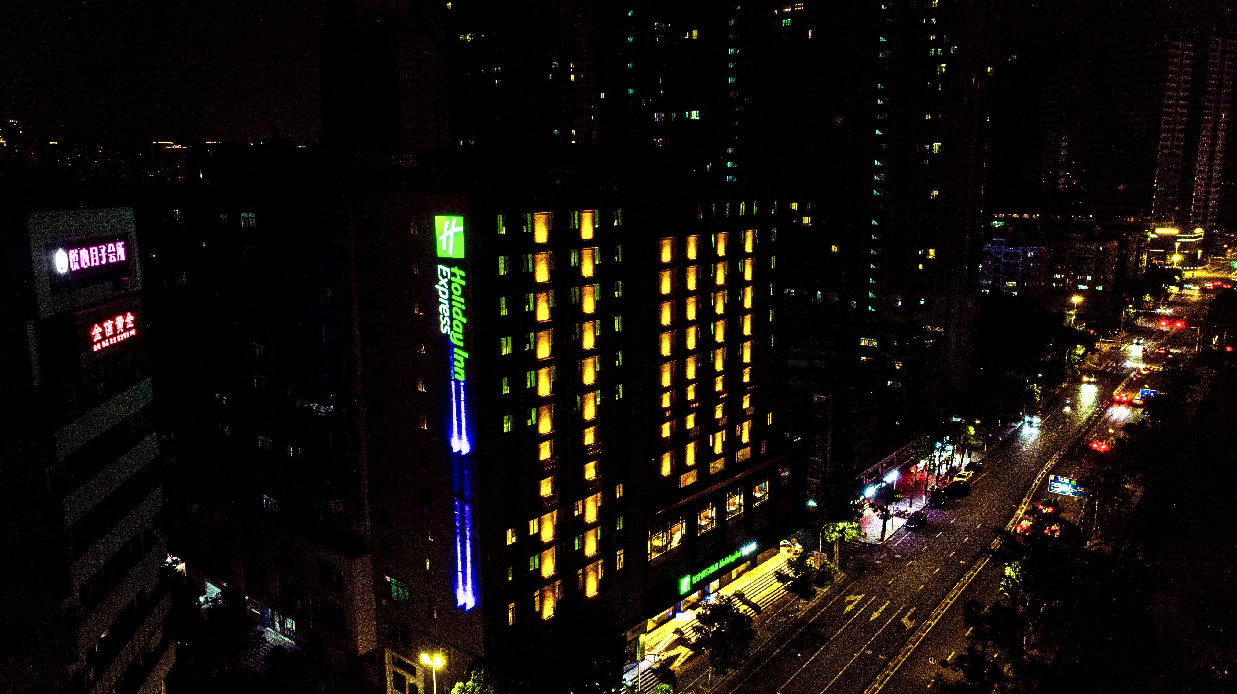 Holiday Inn Express Shantou City Center By Ihg Экстерьер фото